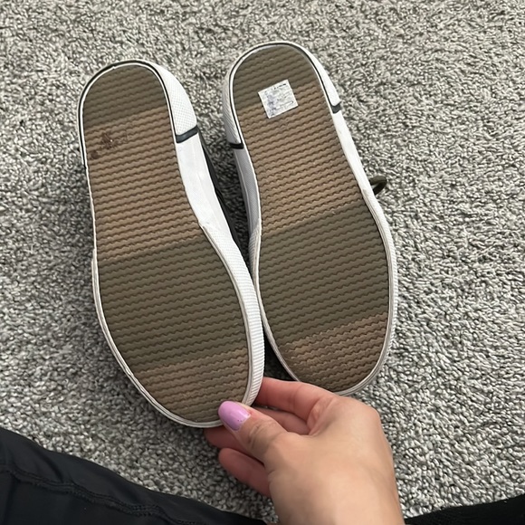 sperry size 2 youth - Picture 3 of 6